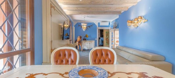 8 rooms Penthouse in Reggio Emilia, Italy No. 17090 3