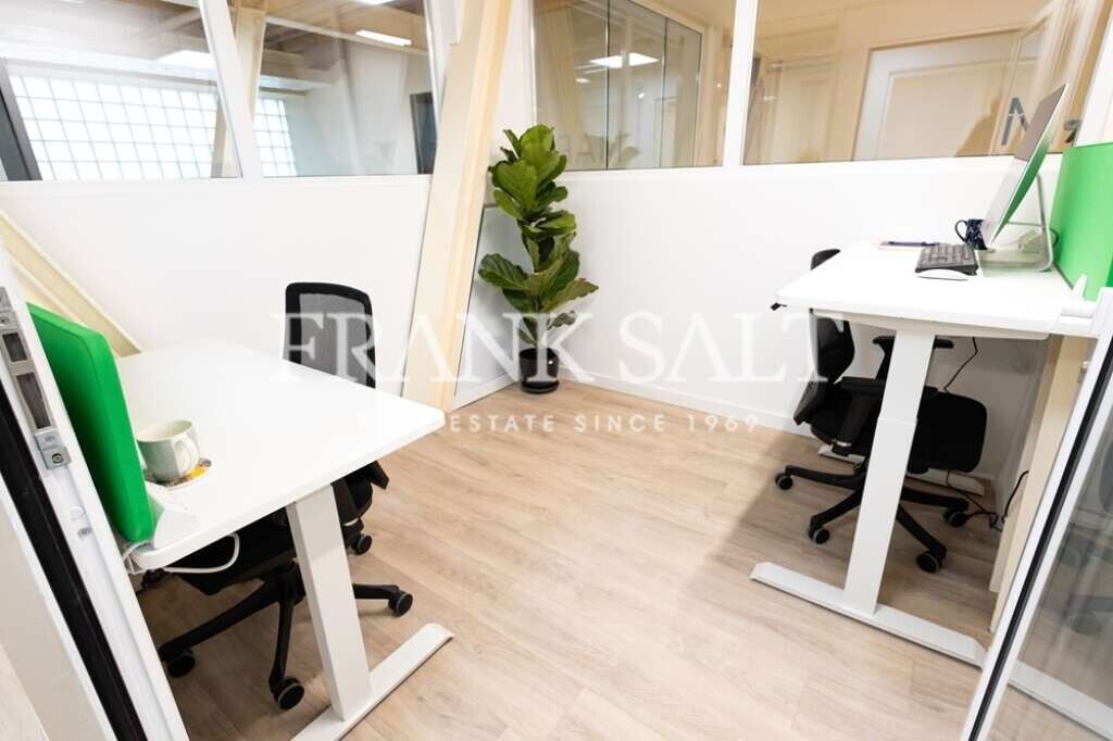 Bureau à Valletta, Malta 7m² No. 12509