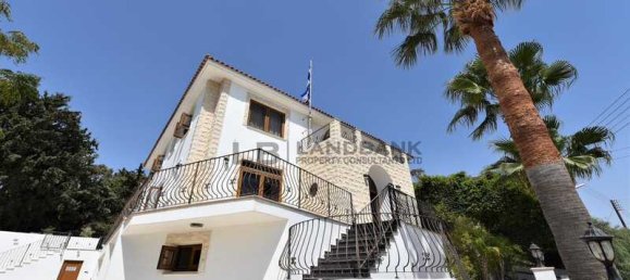 7 bedrooms Commercial property in Oroklini, Cyprus No. 14635 6