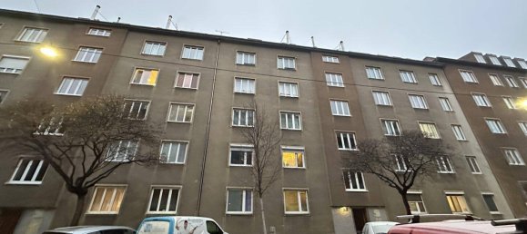 2غرفة شقة في Simmering, Austria رقم 85115 2