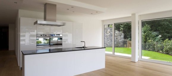 Земельный участок с 10 комнатами в Гамбург, Германия № 35827 8