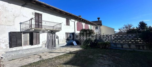 4 bedrooms House in Barbaresco, Italy No. 216713 10