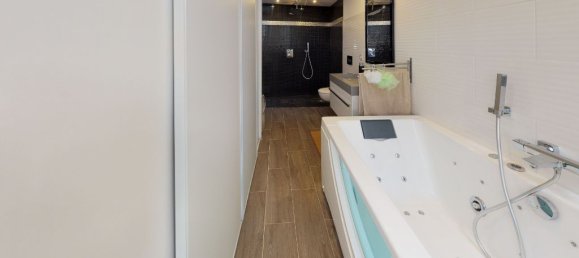 2 bedrooms House in Loriol-sur-Drome, France No. 338275 7