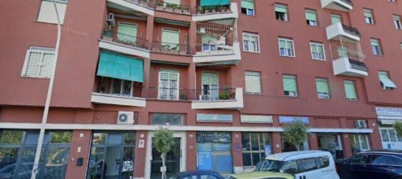 3 rooms Apartment in Rome, Italy No. 205817 21