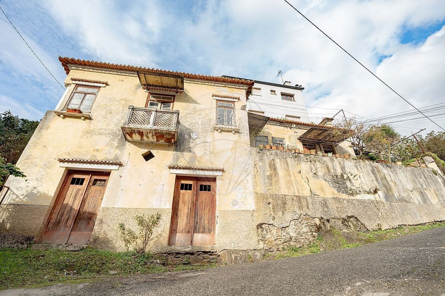 3 bedrooms House in Lorvao, Portugal No. 170231