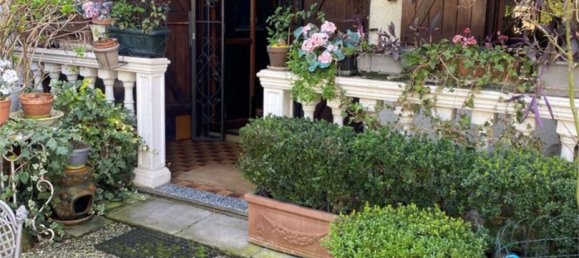 Квартира с 4 комнатами в Севезо, Италия № 7823 33