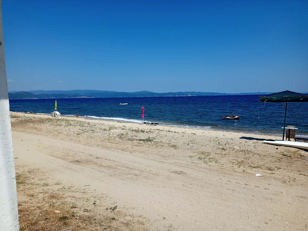 Propiedad comercial de 3 dormitorios en Chalkidiki, Greece No. 53717