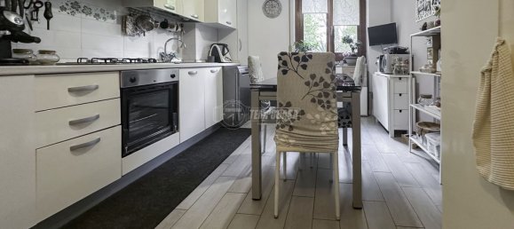 Apartamento de 3 habitaciónes en San Donato Milanese, Italy No. 153496 4