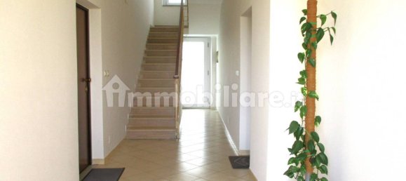 2 bedrooms Apartment in Moncalieri, Italy No. 323750 3