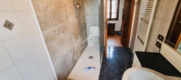 Casa de 2 dormitorios en Borgo Virgilio, Italy No. 283607 3