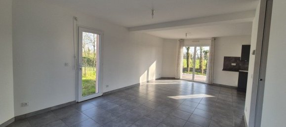 Casa de 4 dormitorios en Ferel, France No. 199300 5