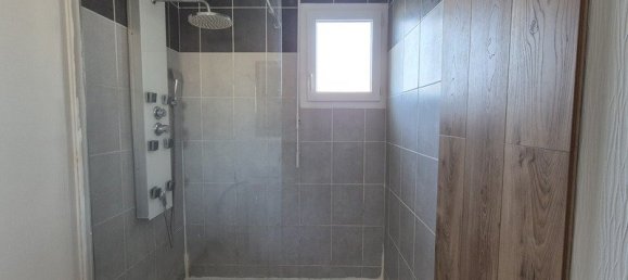 Casa de 4 dormitorios en Ferel, France No. 199300 11