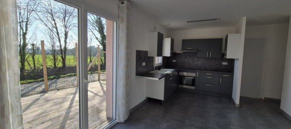 Casa de 4 dormitorios en Ferel, France No. 199300 3