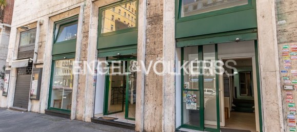 4 rooms Commercial property in Rome, Italy No. 139863 2