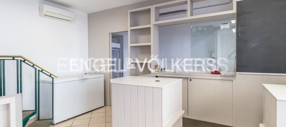 4 rooms Commercial property in Rome, Italy No. 139863 3