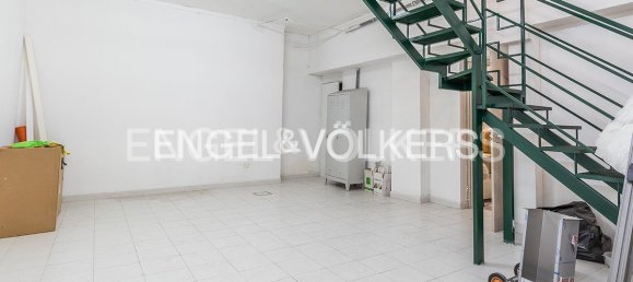 4 rooms Commercial property in Rome, Italy No. 139863 9