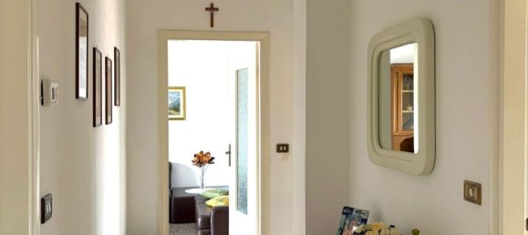 4 rooms Apartment in Ospedaletto Lodigiano, Italy No. 338397 9