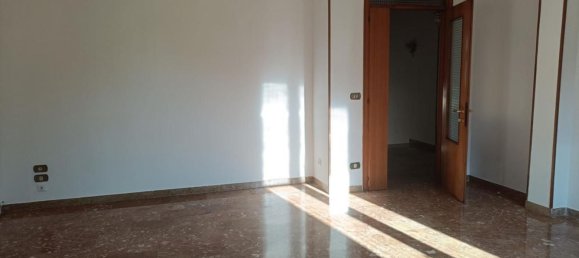5 bedrooms Apartment in Padua, Italy No. 358416 23