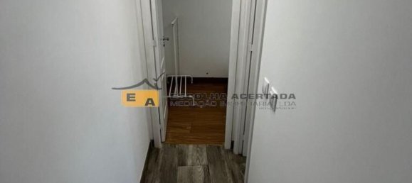 300m² Building in Vila Nova de Gaia, Portugal No. 81692 13