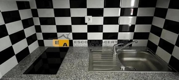 300m² Building in Vila Nova de Gaia, Portugal No. 81692 5