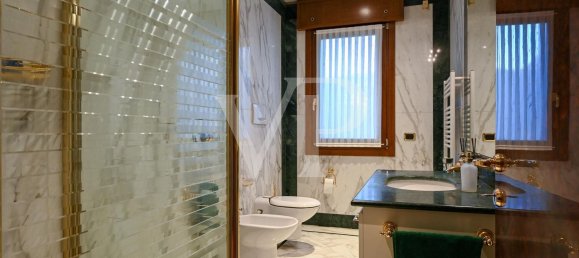 14 rooms Villa in Bassano del Grappa, Italy No. 80026 20