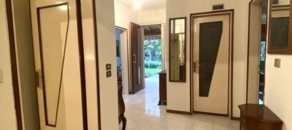 4 Schlafzimmer Wohnung in Cinto Caomaggiore, Italy, Nr. 280875 8