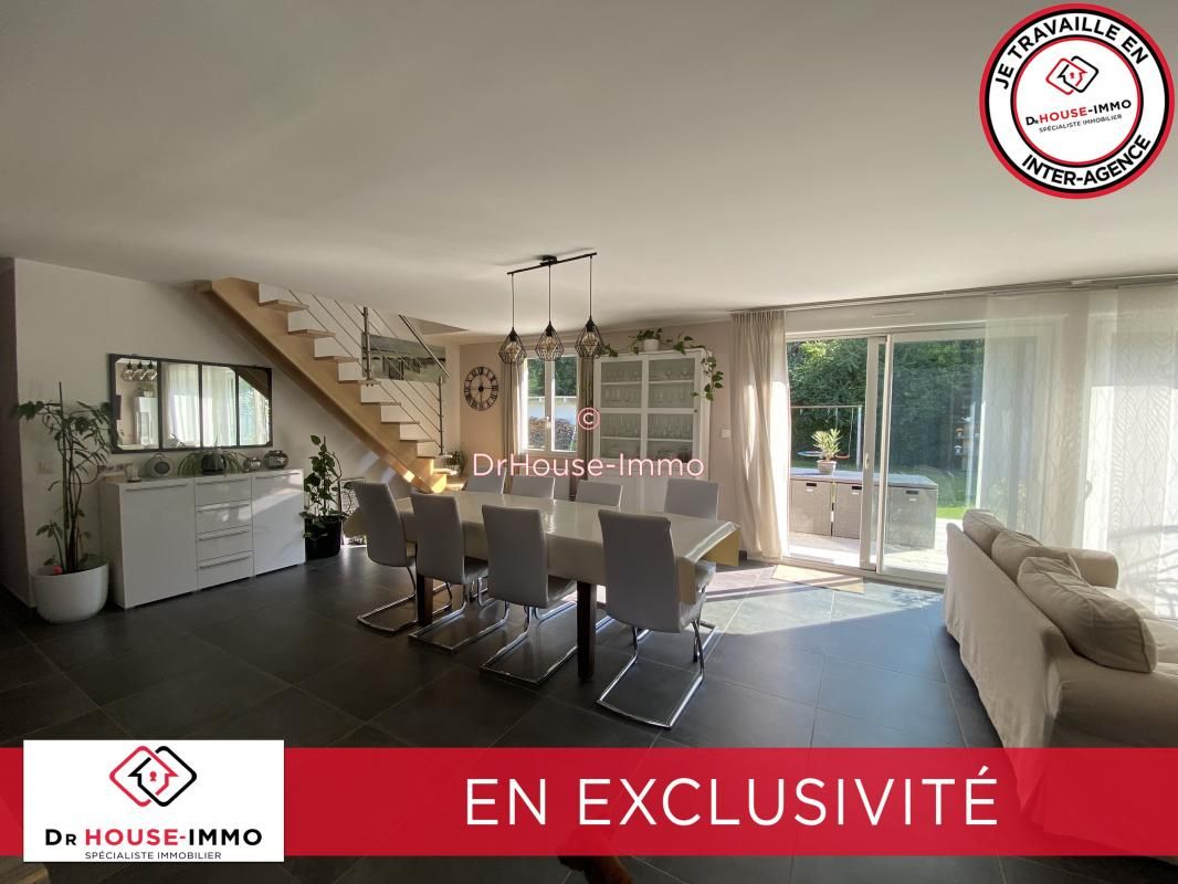 4 bedrooms House in Limay, France No. 171075