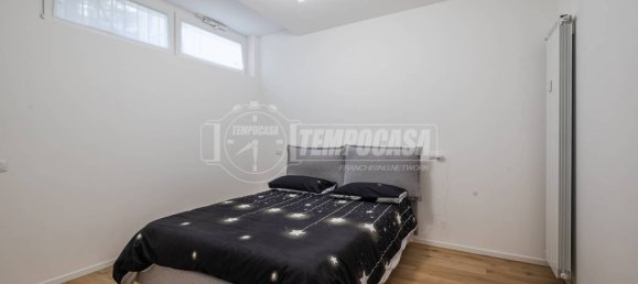 1 bedroom Apartment in Milan, Italy No. 260823 10