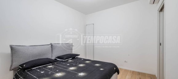 1 bedroom Apartment in Milan, Italy No. 260823 12