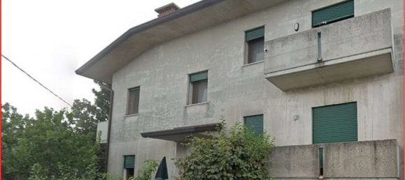 5 rooms Apartment in Romano d'Ezzelino, Italy No. 208527 7