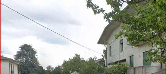 5 rooms Apartment in Romano d'Ezzelino, Italy No. 208527 11