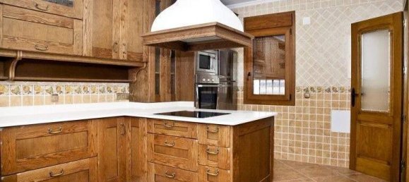 3 bedrooms Villa in Torrevieja, Spain No. 10596 3