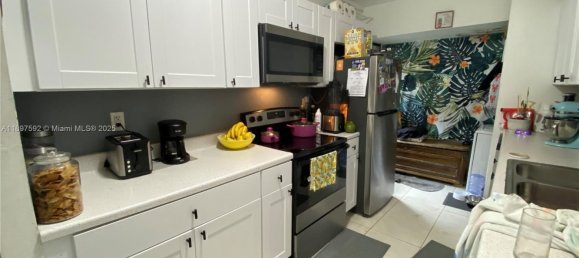 3 Schlafzimmer Villa in Miami, USA, Nr. 615143 5