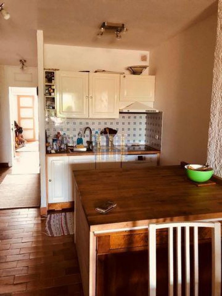 2 bedrooms Condo in Cogolin, France No. 12283