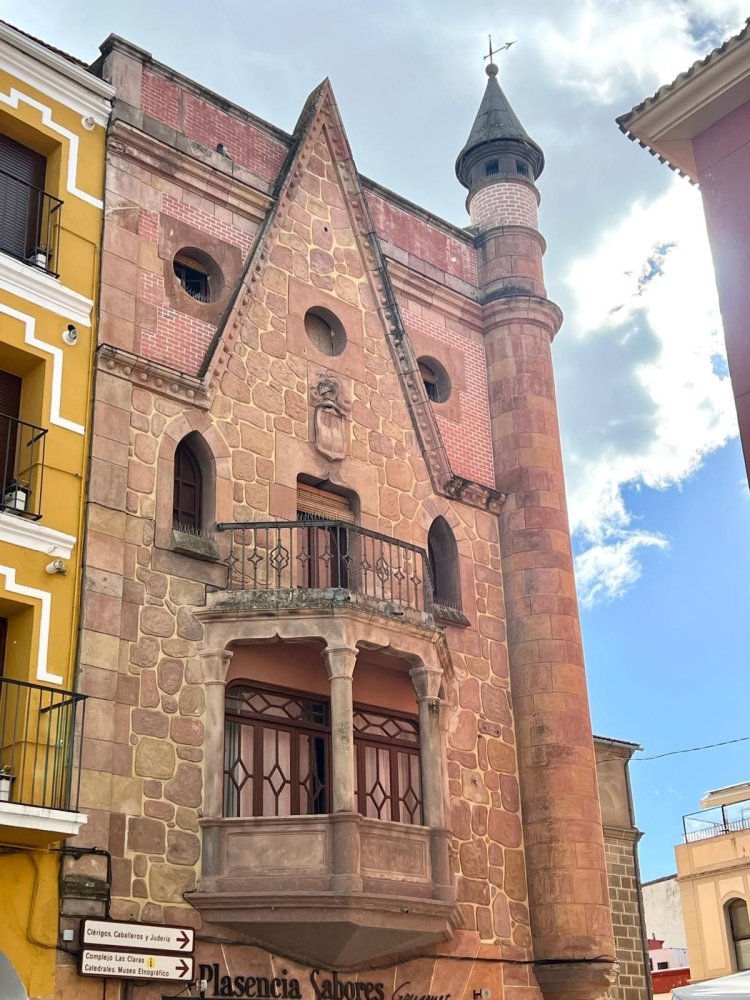 Edifício em Caceres, Spain 96 m² N.º 142652