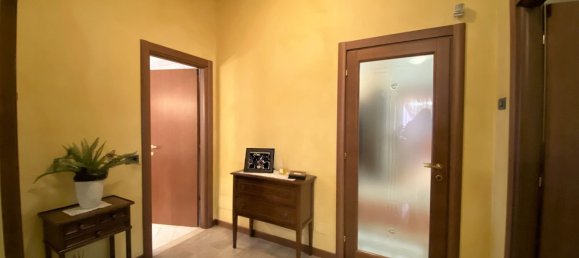 Villa de 4 dormitorios en Castegnato, Italy No. 365604 31