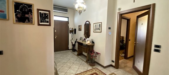 Villa de 4 dormitorios en Castegnato, Italy No. 365604 33