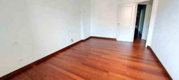 6-Zimmer Doppelhaus in Padua, Italy, Nr. 29969 30