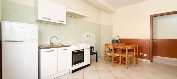 Apartamento de 4 habitaciónes en L'Aquila, Italy No. 288186 5