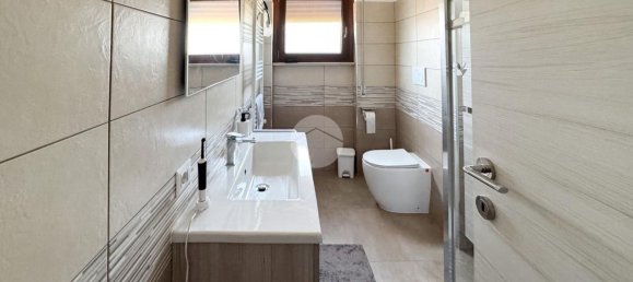 4 bedrooms Apartment in Avezzano, Italy No. 331387 25