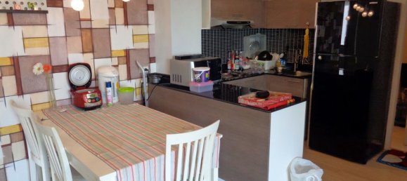 2 bedrooms Condo in Pattaya, Thailand No. 714 4