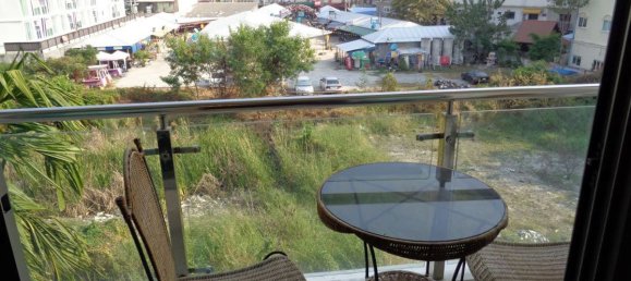 2 bedrooms Condo in Pattaya, Thailand No. 714 16