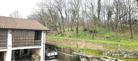 3 bedrooms House in Merone, Italy No. 187216 25