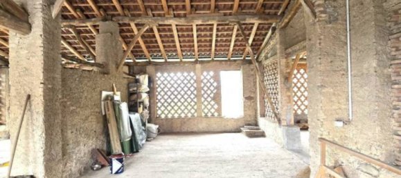 3 bedrooms House in Merone, Italy No. 187216 28