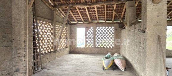 3 bedrooms House in Merone, Italy No. 187216 34