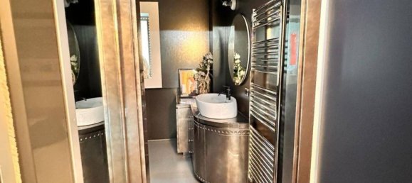 5 rooms Apartment in Viareggio, Italy No. 211030 14