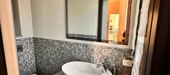 5 rooms Apartment in Viareggio, Italy No. 211030 23