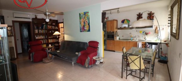 7 rooms Apartment in Montevarchi, Italy No. 229416 3