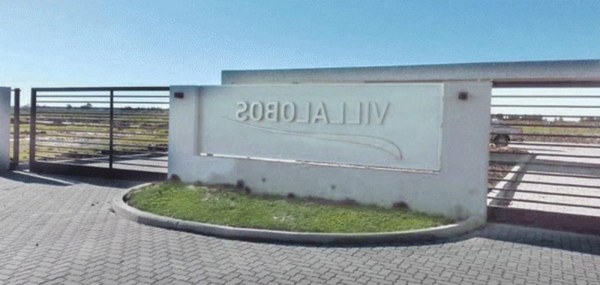 Terreno en Berazategui, Argentina No. 38459