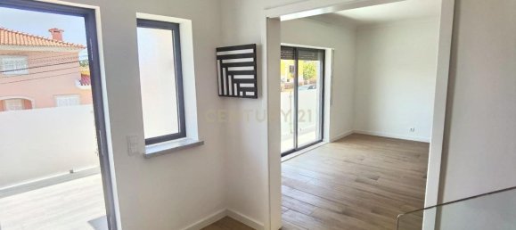 8 bedrooms House in Palmela, Portugal No. 164005 5